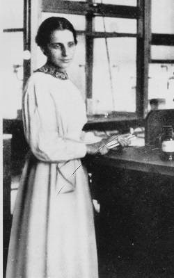 Lise Meitner was part of the group that first âsplit the atomâ. Image credit: Wiki Commons/Public domain.